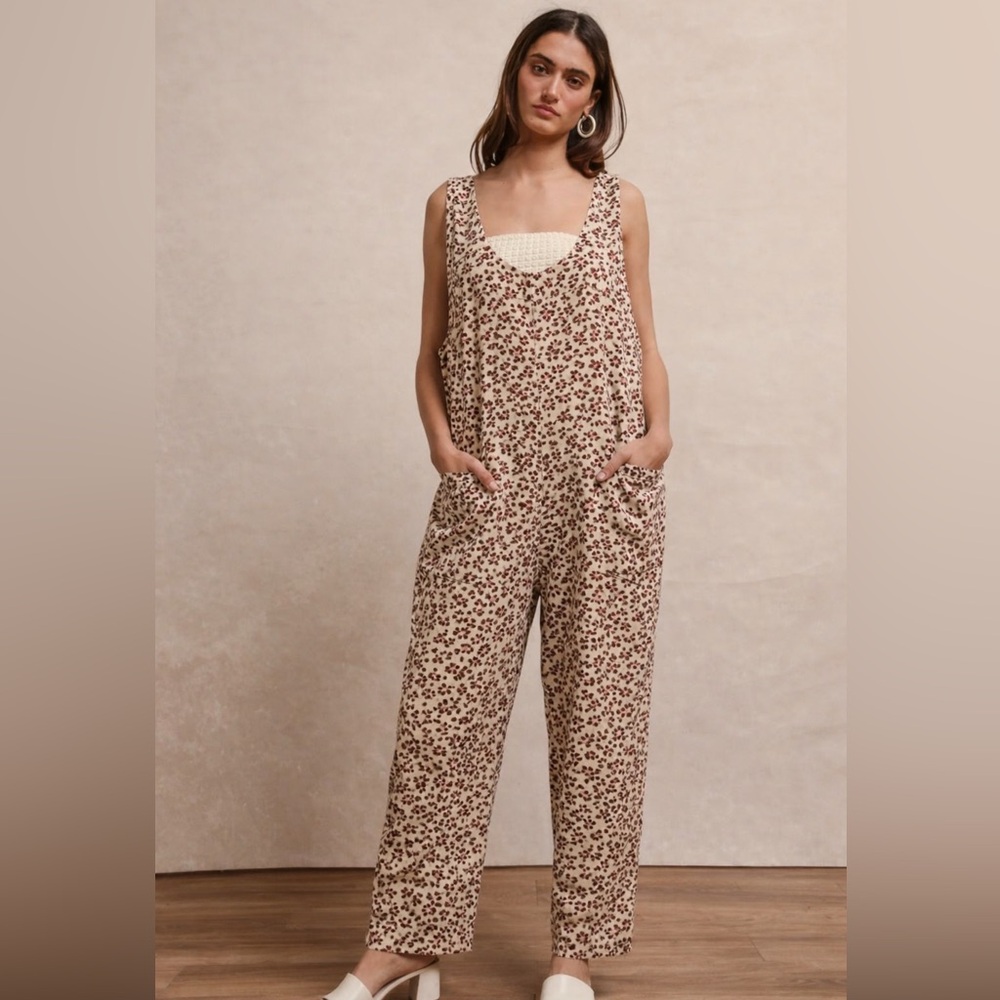 Cloud Ten Floral Jumpsuit / Overalls‎